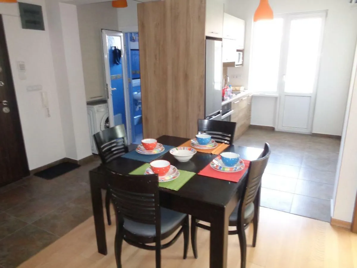 Sofia Central Apartment 0*,